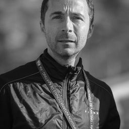 Nicolas Todt 飾演 Self