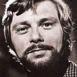 Uwe Friedrichsen 飾演 Steve