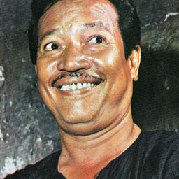 Sompong Pongmit 飾演 