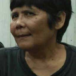 Dewi Pakis 飾演 Darmi