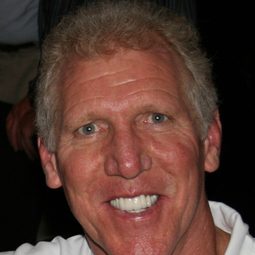 Bill Walton 飾演 