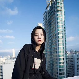 張蔓姿 飾演 Angela