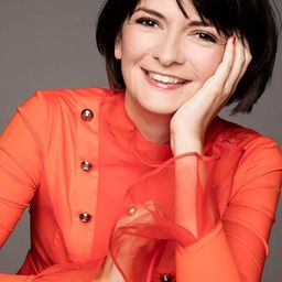 瑪麗安．克雷巴薩 飾演 Orphée