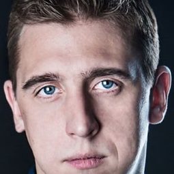 Ilya Gavrilenkov 飾演 Trooper #1