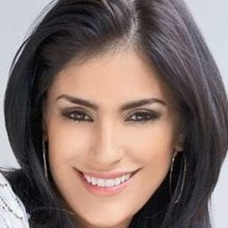 Liz Gallardo 飾演 Tania