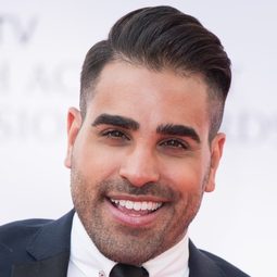 Ranj Singh 飾演 Self