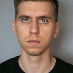 Kostiantyn Afanasiev 飾演 Young comsomol