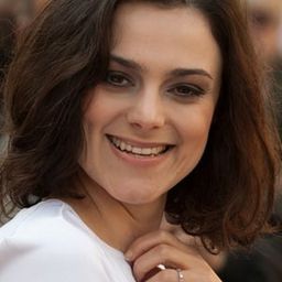 Cristina Odasso 飾演 Infermiera