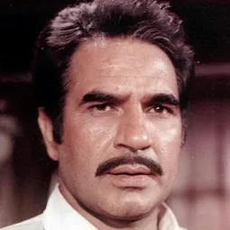 庫爾布尚·卡爾班達 - 帝國玫瑰演員 飾演Raja Bharmal