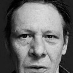 Thierry van Werveke 飾演 Kopella