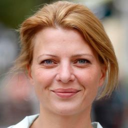 茱蒂·翠貝兒 飾演 Frau Kessler