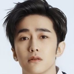 桃兒醬 飾演 Li Jia Heng