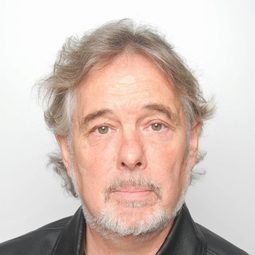 Mark Cooper - Completely Bad News演員 飾演Himself