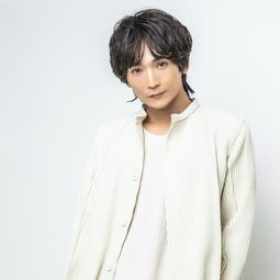 丘山晴己 飾演 Barrington Meyer