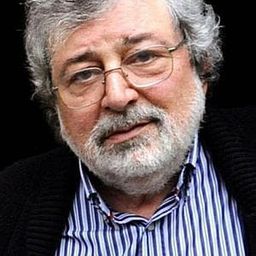 Francesco Guccini 飾演 Adolfo