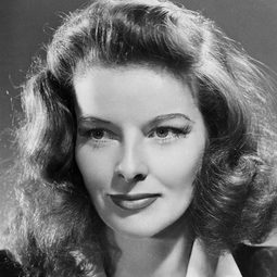 Katharine Hepburn 飾演 Eleanor of Aquitaine
