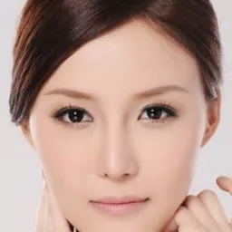 唐紫睿 飾演 Summer