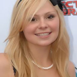 Sally Taylor-Isherwood 飾演 Amy Reece