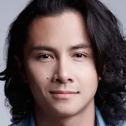 JC·桑托斯 - 100 Songs for Stella演員 飾演Fidel