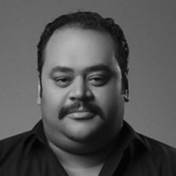 穆罕默德·瑪姆杜 飾演 خالد أبو زيد القفاص