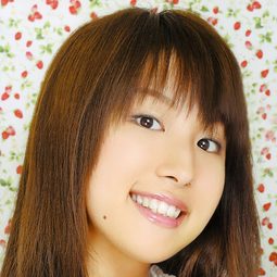 小清水亞美 飾演 Hibiki Hojo / Cure Melody (voice)
