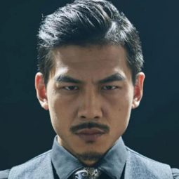 Wang Hui 飾演 Xu Tianlei