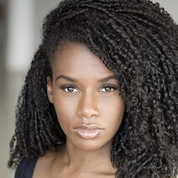 Jasmine Renée Thomas 飾演 Stacey