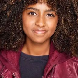 亞瑪莉·麥科伊 - 潮鞋總動員演員 飾演Shanika (voice)