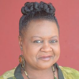 Lynette DuPree 飾演 Arlene