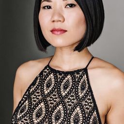 Rebecca Yeo 飾演 Tribunal Judge