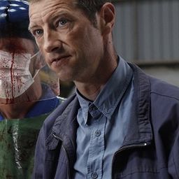 Philippe Jore 飾演 Carpentier