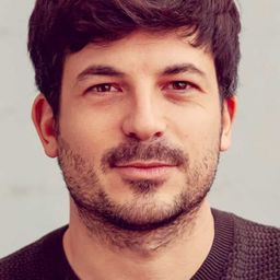 Adrien Barazzone 飾演 Mr. Paul (voice)