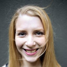 Audrey Quoturi - 英雄的歸來演員 飾演Amie de Pauline