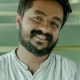 Jayanth 飾演 Mohan