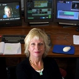 Jill Bilcock 飾演 Self