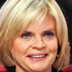 伊莎貝蘭蒂 飾演 Madame Robin