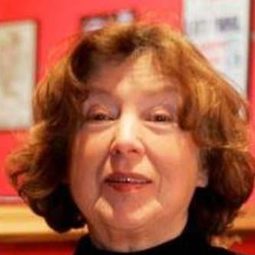 Eileen Colgan 飾演 Betsy Bourke