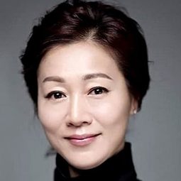 Bang Eun-hee - 治外法權演員 飾演Eun-hee