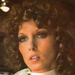 Susana Estrada 飾演 Charo