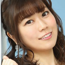 宮本佳那子 飾演 Makoto Kenzaki / Cure Sword (voice)