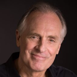 凱斯·卡拉甸 - 領帶之謎演員 飾演John Netherwood