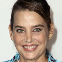 Jennifer Rubin - 死之謎演員 飾演Lauren