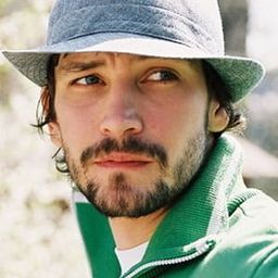 Vladimir Krestovskiy - Ivan Vasilyevich Changes Everything演員 飾演певец