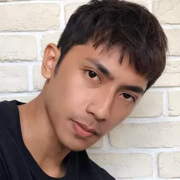 鄭楠鐘 飾演 Detective