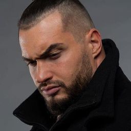 Michael Wardlow 飾演 Wardlow