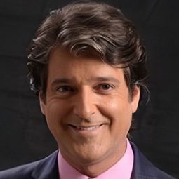 Antonio Fragoso 飾演 Chicão