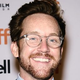 克林特班特利 - 邊境驚魂編劇