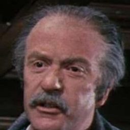 Alec Cawthorne - 偵探演員 飾演Inspector Doppler