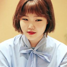 李秀賢 飾演 Lee So-ri (voice)