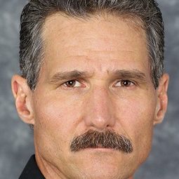 Craig Hensley - 馬的故事演員 飾演Mike McGraw (as Craig Oldfather)